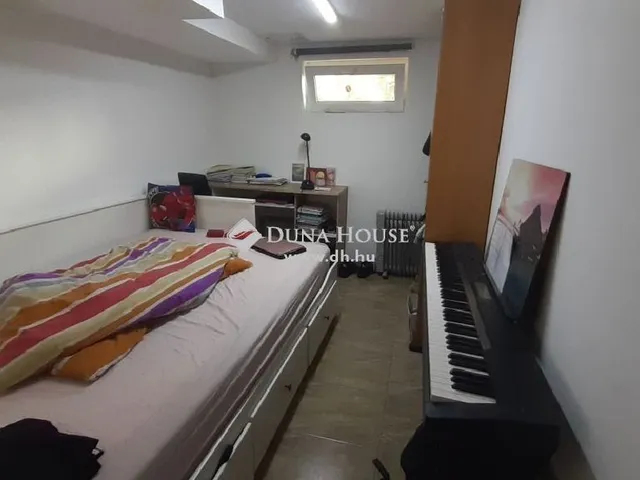 Eladó kereskedelmi és ipari ingatlan Budapest X. kerület 68 nm