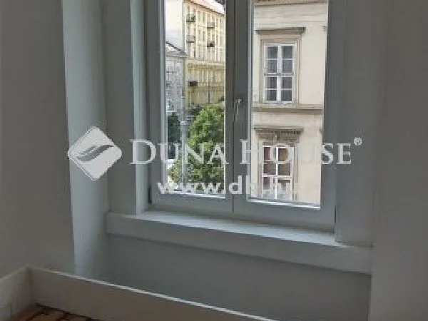 Eladó lakás Budapest V. kerület 107 nm