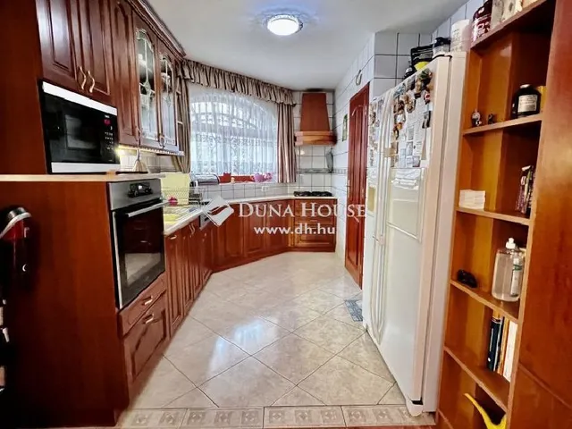 Eladó ház Budapest XVII. kerület 395 nm