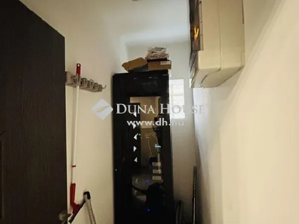 Eladó ház Budapest XV. kerület 266 nm