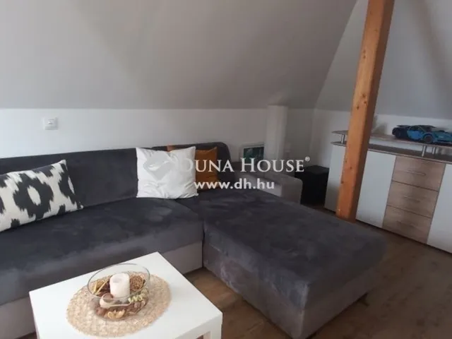 Eladó ház Budapest XVII. kerület 198 nm