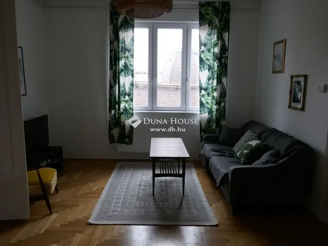 Eladó lakás Budapest VIII. kerület, Palotanegyed 101 nm