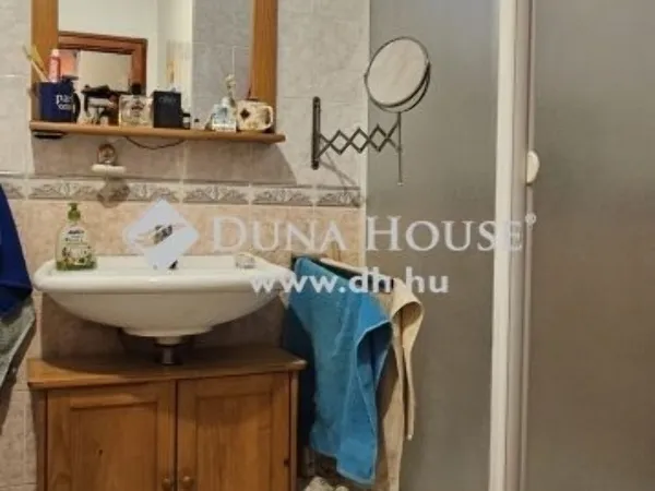 Eladó ház Budakeszi 240 nm