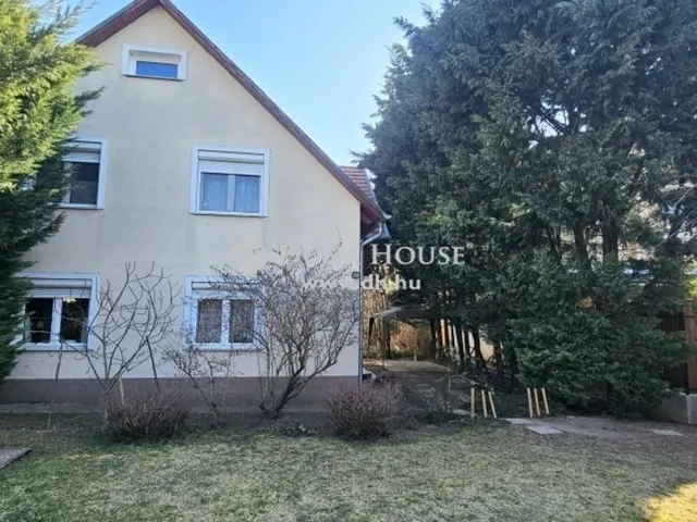 Eladó ház Budakeszi 240 nm