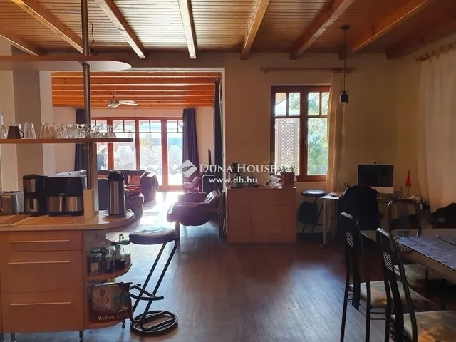 Eladó ház Nagykovácsi 180 nm