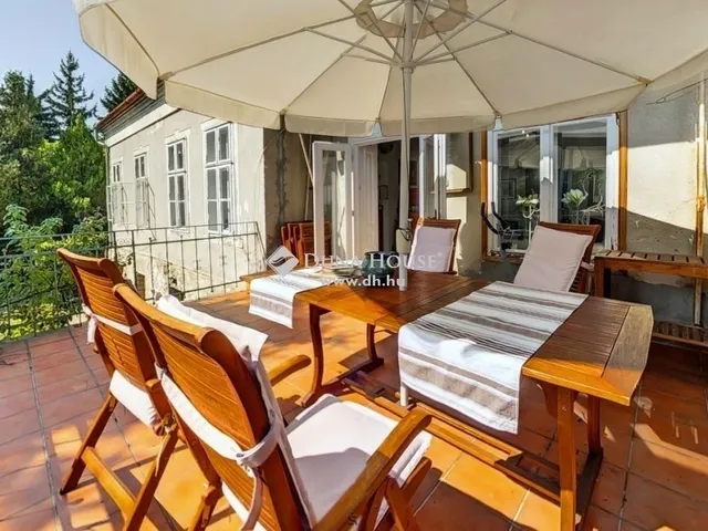 Eladó ház Budakeszi 350 nm