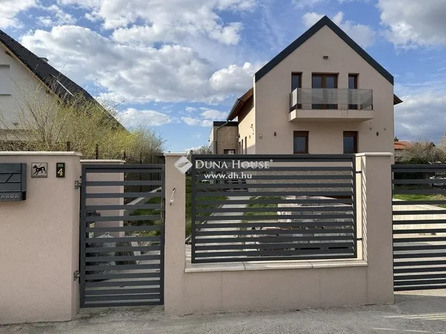 Eladó ház Törökbálint 160 nm