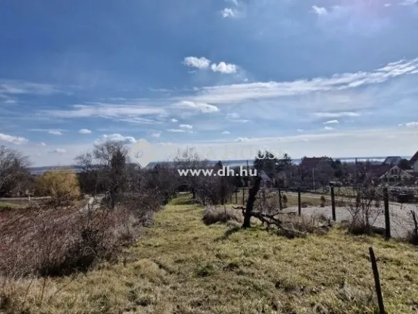 Eladó telek Sukoró 1262 nm