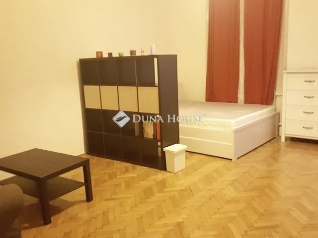 Eladó lakás Budapest VII. kerület 77 nm