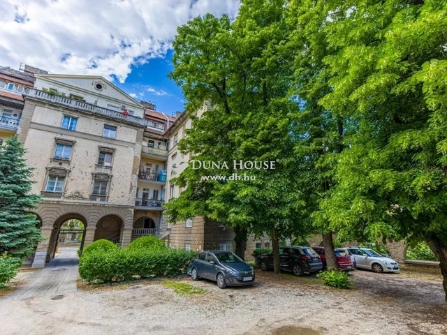 Eladó lakás Budapest XII. kerület, Németvölgy 124 nm