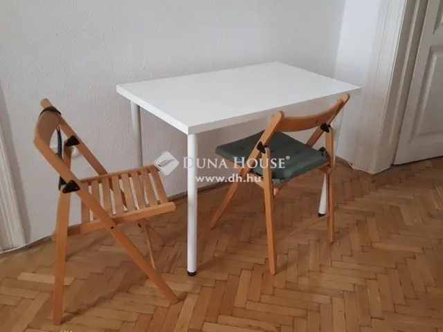 Eladó lakás Budapest VII. kerület 77 nm
