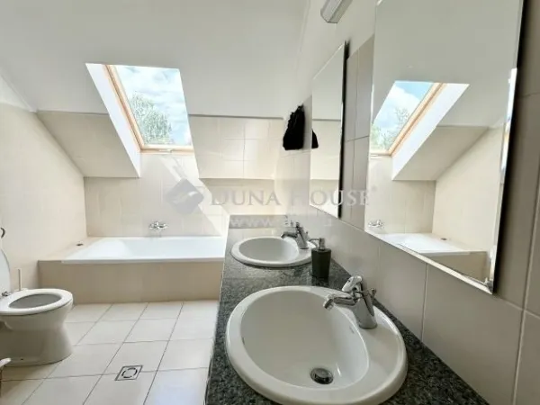 Kiadó ház Budapest XXII. kerület, Budatétény 350 nm