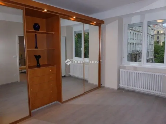 Eladó lakás Budapest V. kerület, Lipótváros 56 nm