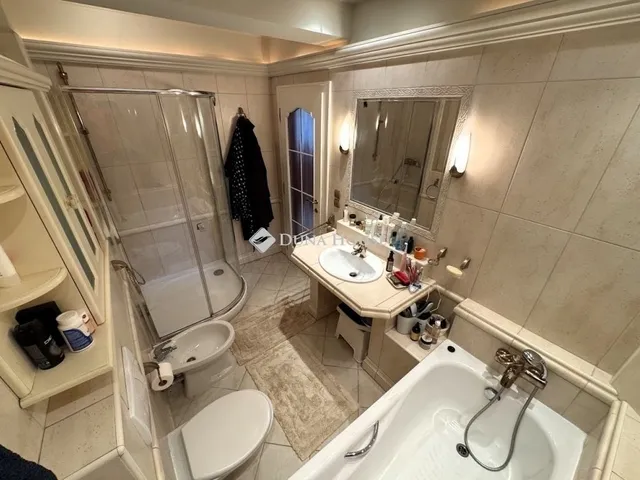 Eladó lakás Budapest XXII. kerület 130 nm