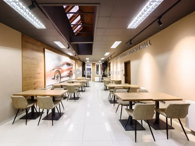 Eladó kereskedelmi és ipari ingatlan Budapest IX. kerület, Belső Ferencváros 765 nm