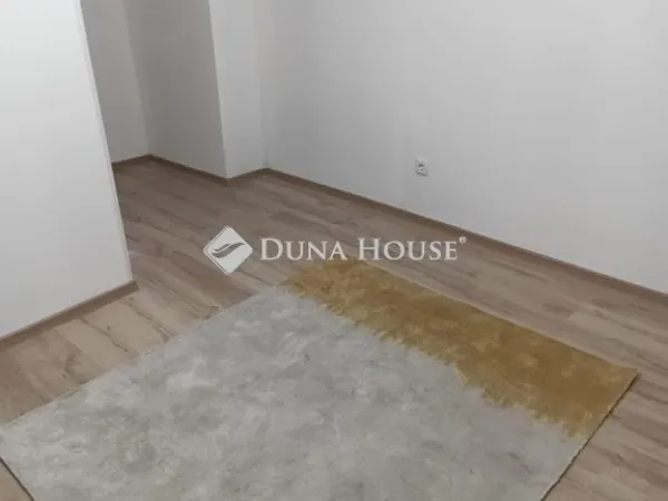 Eladó lakás Budapest VIII. kerület, Corvin negyed 38 nm