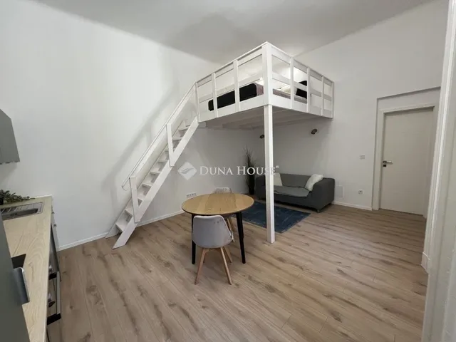 Eladó lakás Budapest VII. kerület 140 nm