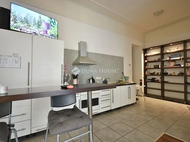 Eladó lakás Budapest VIII. kerület, Palotanegyed 132 nm