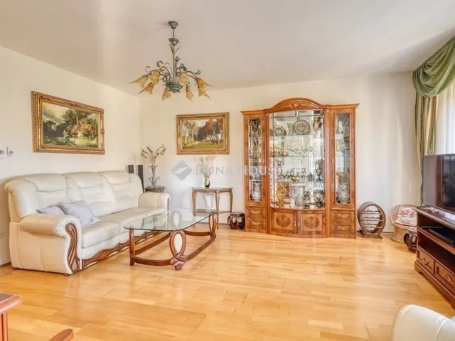 Eladó lakás Budapest XI. kerület, Gazdagrét 100 nm