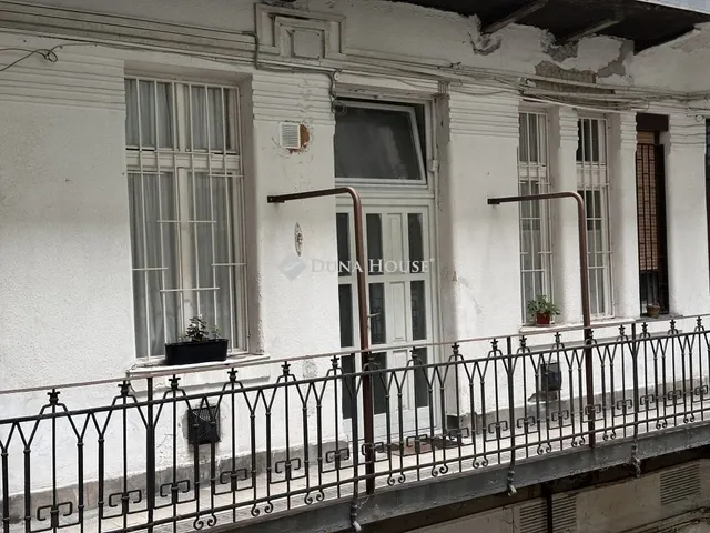 Eladó lakás Budapest VIII. kerület, Józsefváros 73 nm