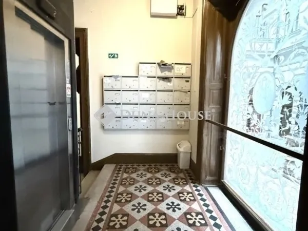 Eladó lakás Budapest VI. kerület, Nagykörúton belüli terület 37 nm