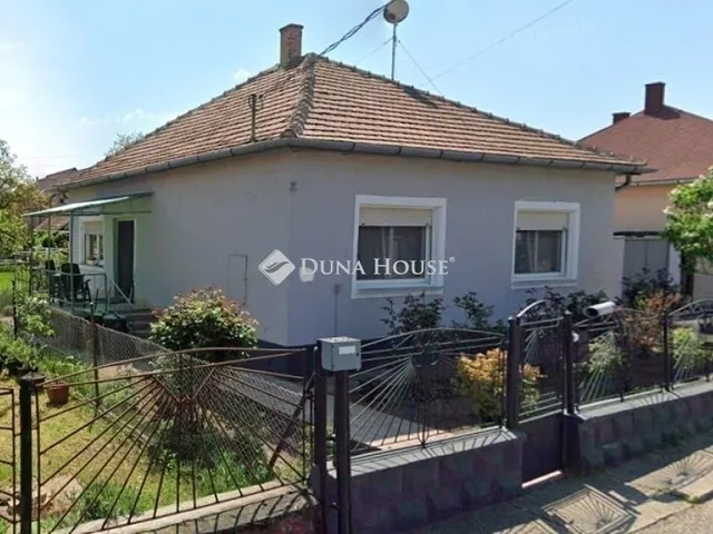 Eladó ház Érd 73 nm