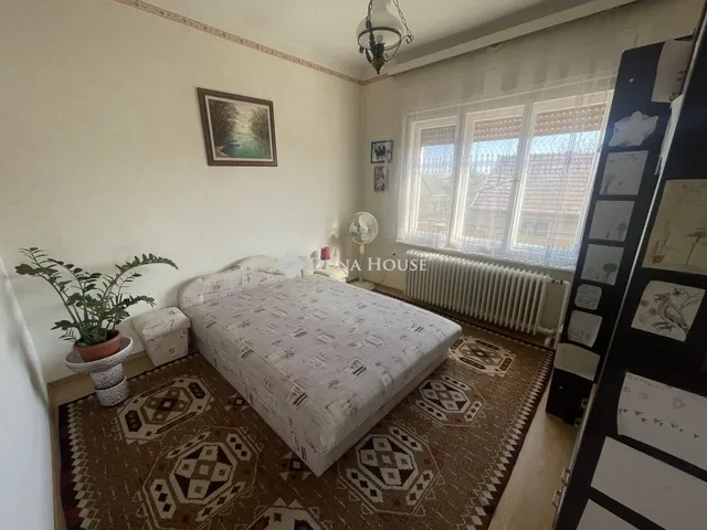 Eladó ház Diósd 200 nm