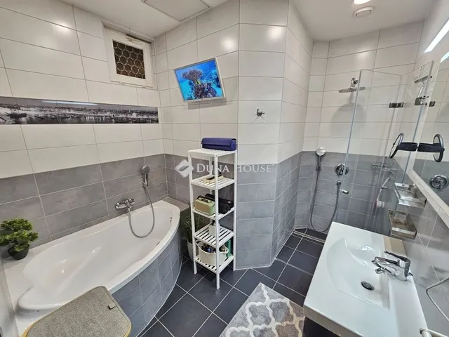 Eladó lakás Budapest IX. kerület 121 nm