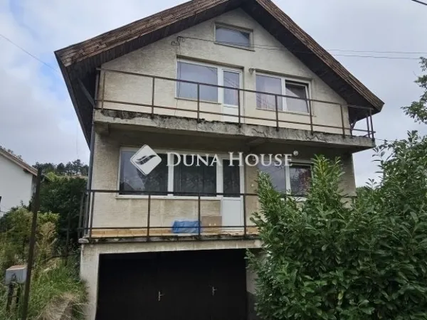 Eladó ház Diósd 233 nm