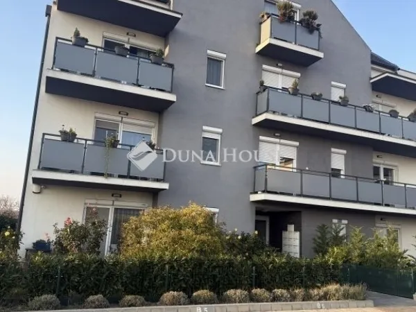 Eladó lakás Érd 150 nm