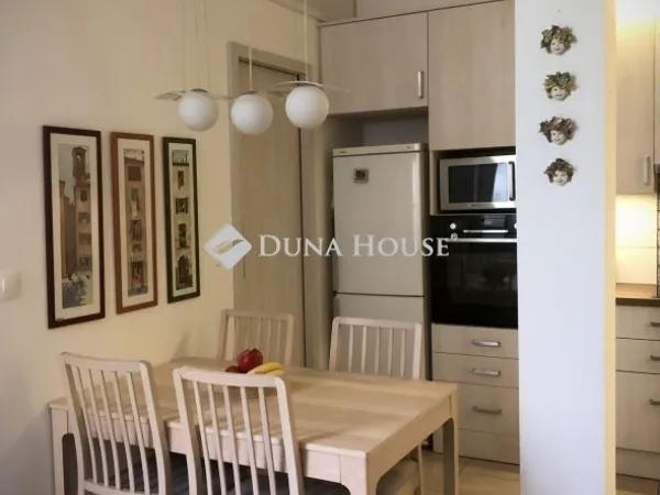 Eladó lakás Budapest VIII. kerület, Corvin negyed 72 nm