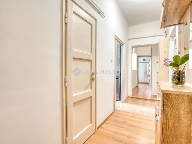 Eladó lakás Budapest XI. kerület, Albertfalva 66 nm