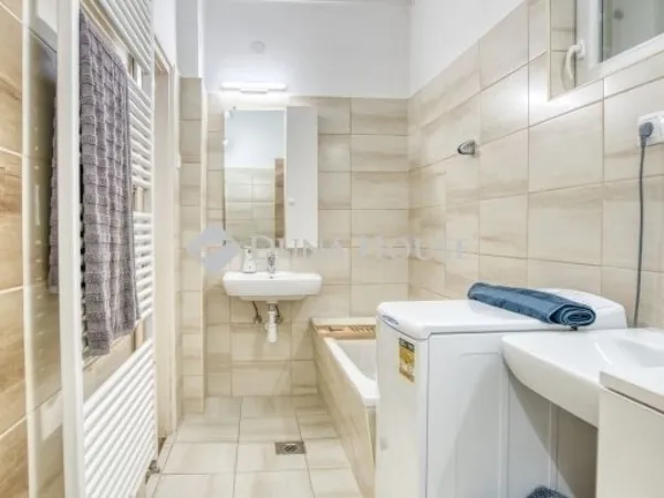 Eladó lakás Budapest XI. kerület, Albertfalva 66 nm