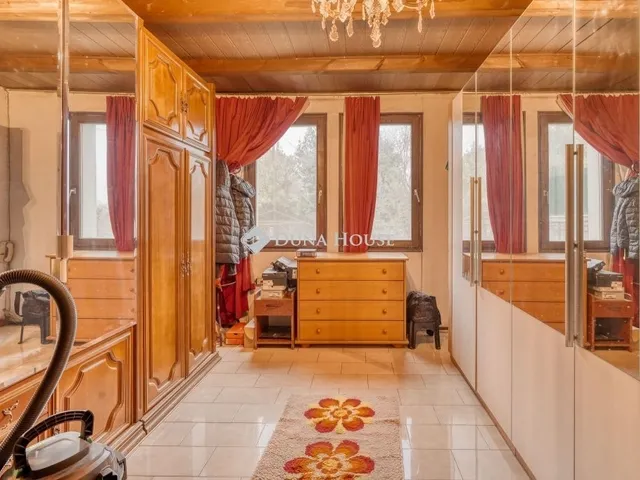 Eladó ház Budapest XI. kerület, Dobogó 135 nm