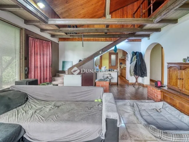 Eladó ház Budapest XI. kerület, Dobogó 135 nm