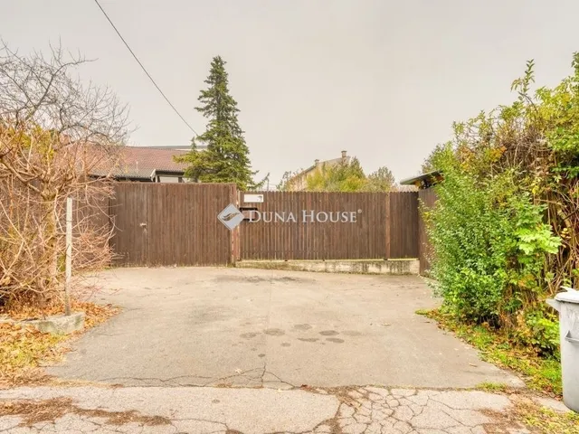 Eladó ház Budapest XI. kerület, Dobogó 135 nm