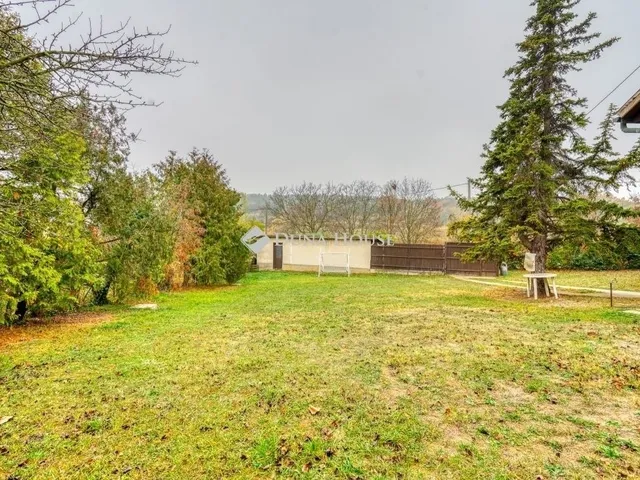 Eladó ház Budapest XI. kerület, Dobogó 135 nm