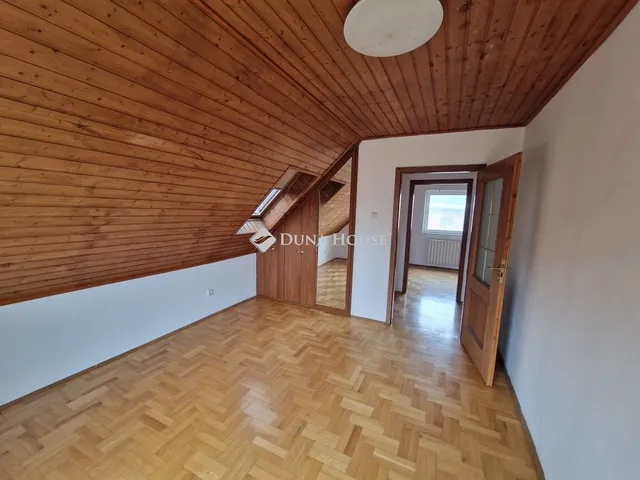 Kiadó ház Budapest XXII. kerület, Budafok-Rózsavölgy 145 nm