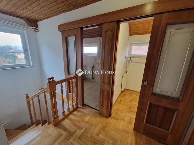 Kiadó ház Budapest XXII. kerület, Budafok-Rózsavölgy 145 nm