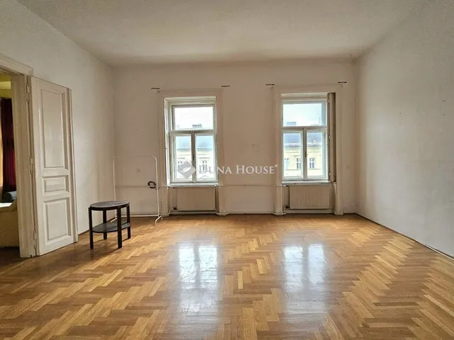 Eladó lakás Budapest VIII. kerület, Józsefváros 192 nm