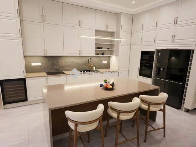 Eladó lakás Budapest V. kerület, Belváros 291 nm