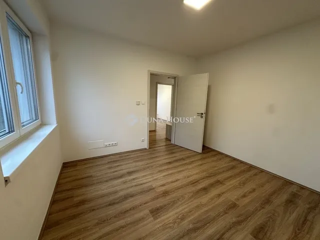 Eladó ház Budapest XXII. kerület, Budafok-Rózsavölgy 92 nm