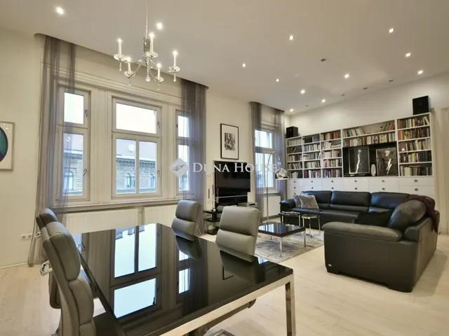 Eladó lakás Budapest VIII. kerület, Palotanegyed 142 nm