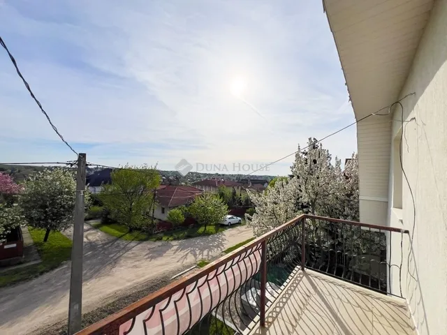 Eladó ház Érd 200 nm