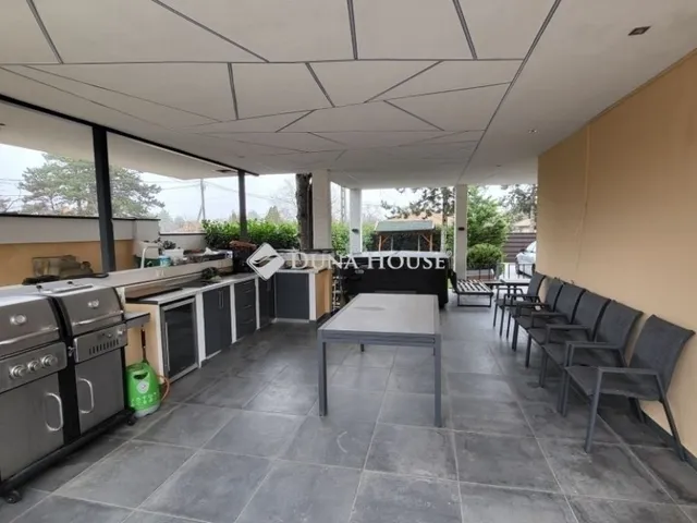 Eladó ház Érd 190 nm