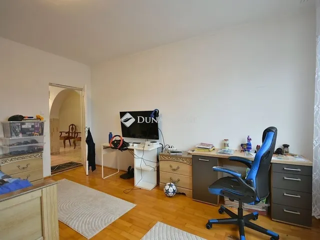 Eladó ház Budapest XVI. kerület 500 nm