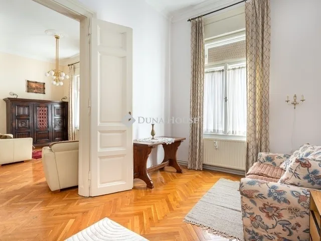 Eladó lakás Budapest V. kerület, Belváros 73 nm