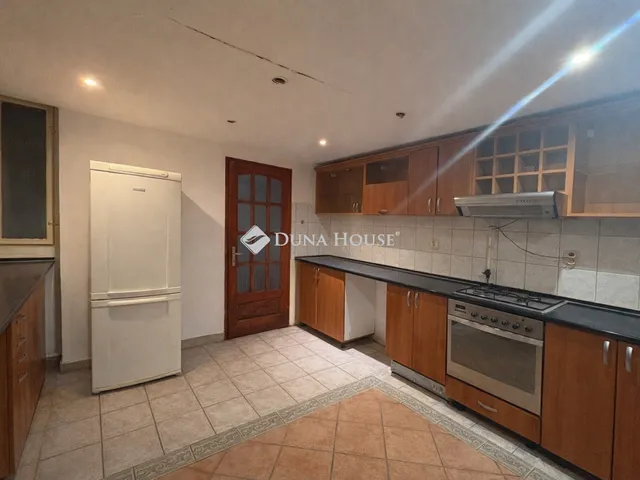 Eladó lakás Budapest VI. kerület 58 nm