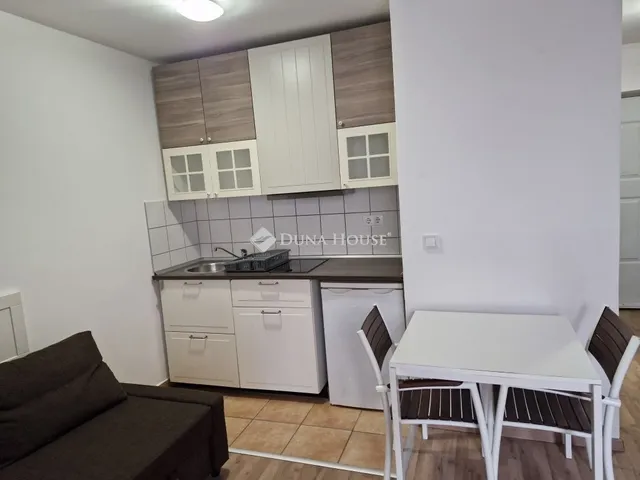 Kiadó lakás Budapest VIII. kerület 32 nm