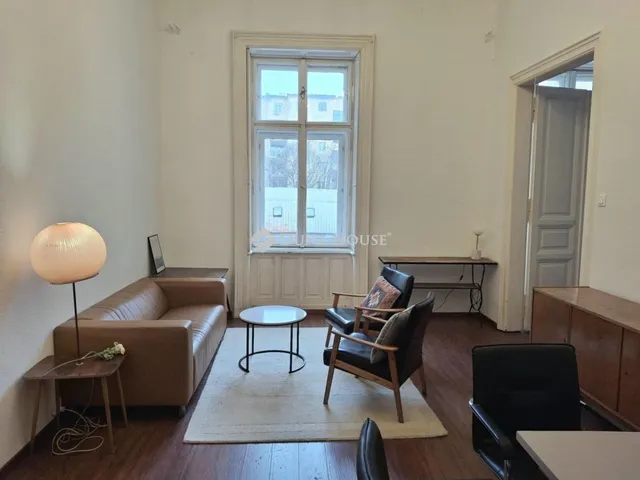 Eladó lakás Budapest VIII. kerület, Palotanegyed 84 nm